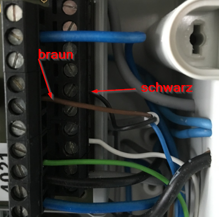 Schwimmer an Controller.png